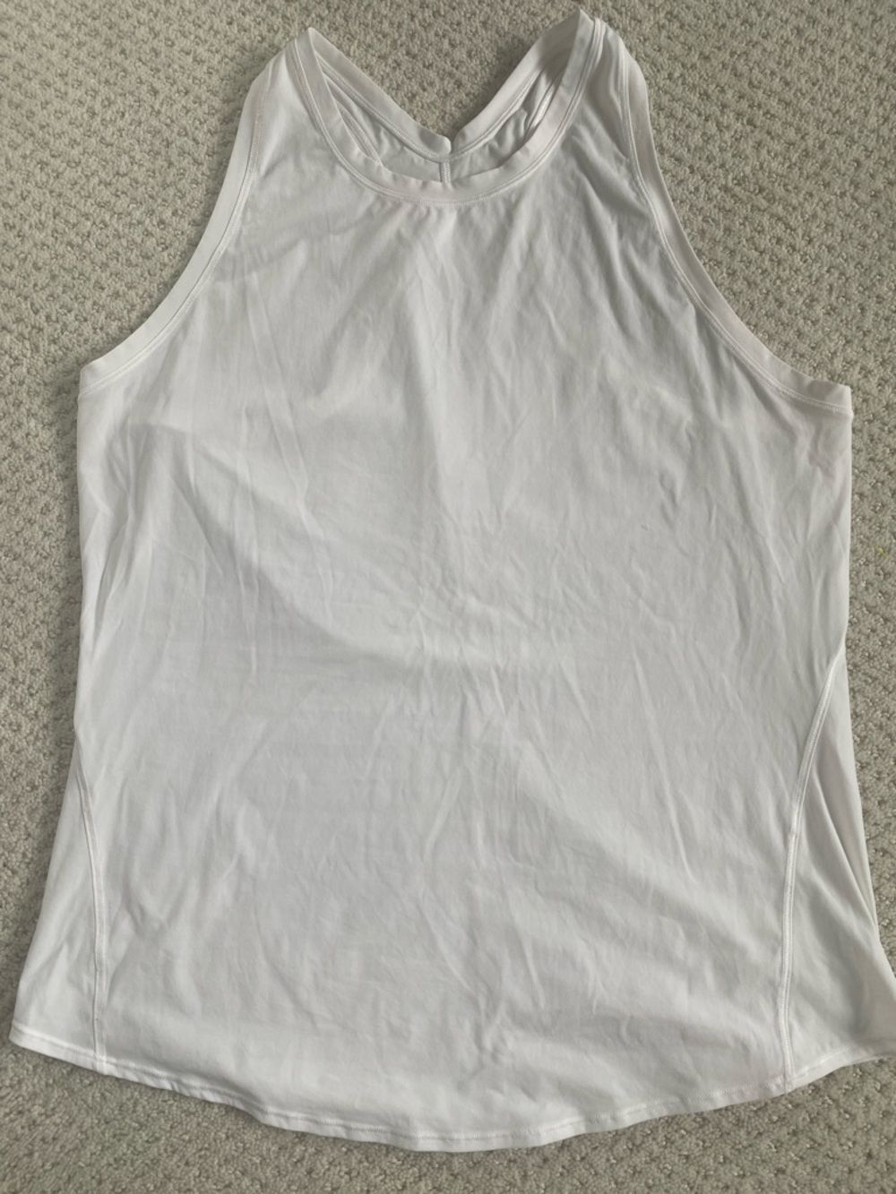 Lululemon Nulux slim fit lightweight tank, size 6/8